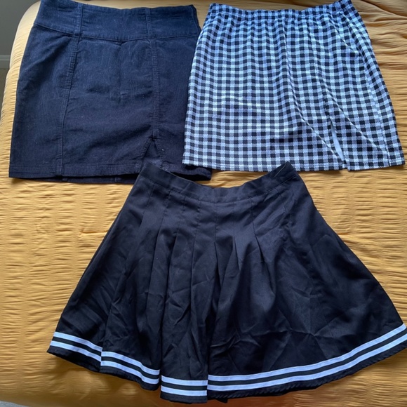 Lot of woman clothes (will negotiate price) - Picture 5 of 10